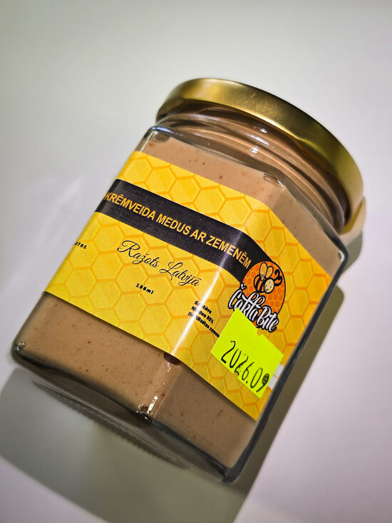 Krēmveida medus ar zemenēm